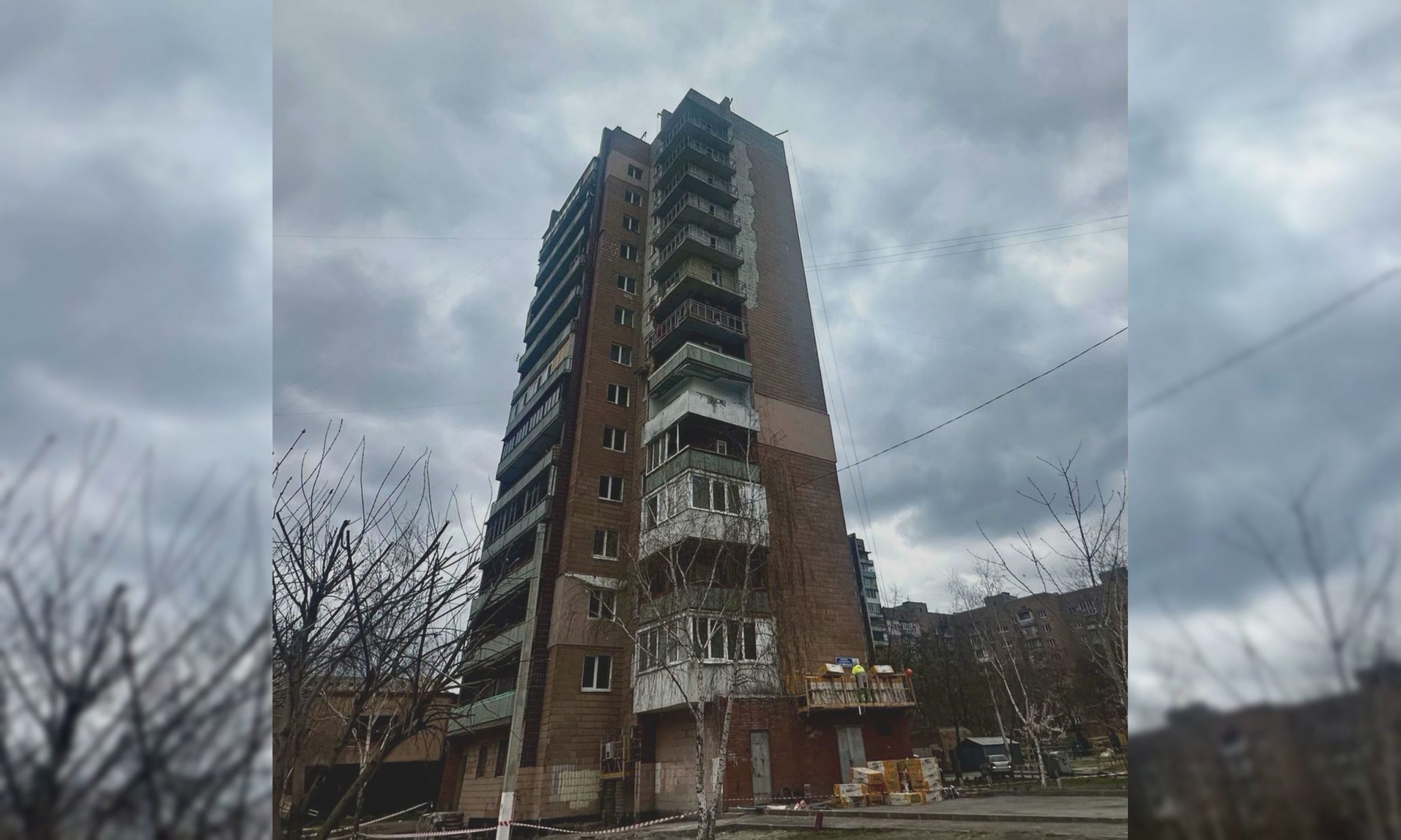 На каком этапе восстановления многоэтажки в Харькове, куда попал БпЛА (фото)