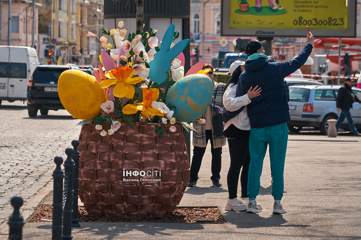 Новини Харкова – головне за 13.04: ДРГ на Харківщині, День жалоби