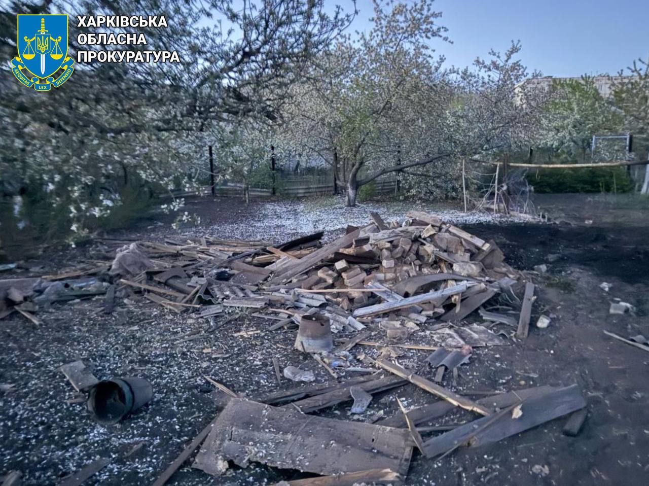 Росіяни атакували FPV-дроном чоловіка на скутері на Харківщині