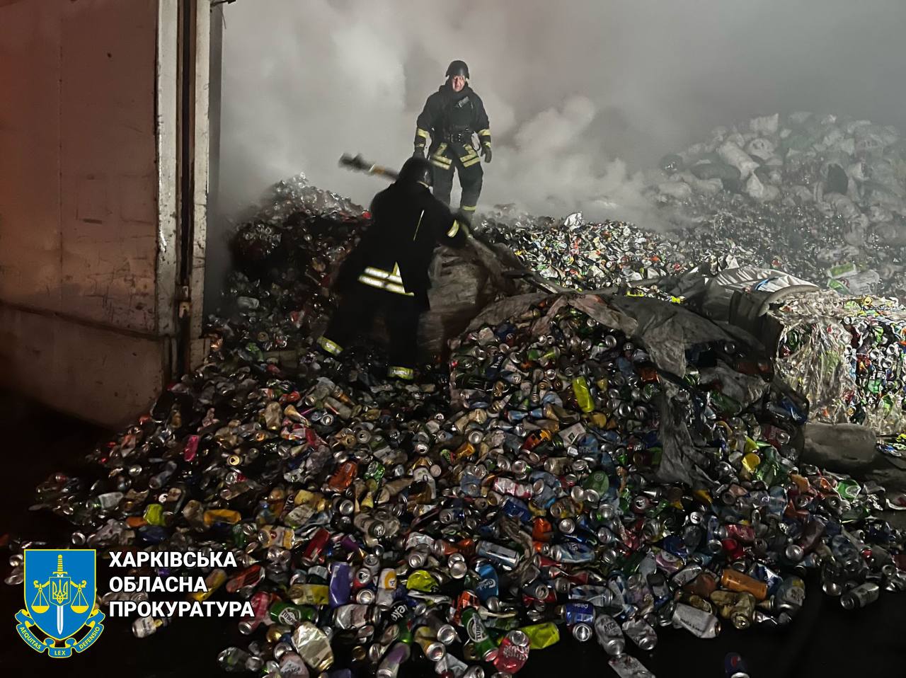 Підпалили дрова та сміття: підсумки атаки “шахедів” по Харкову (фото)