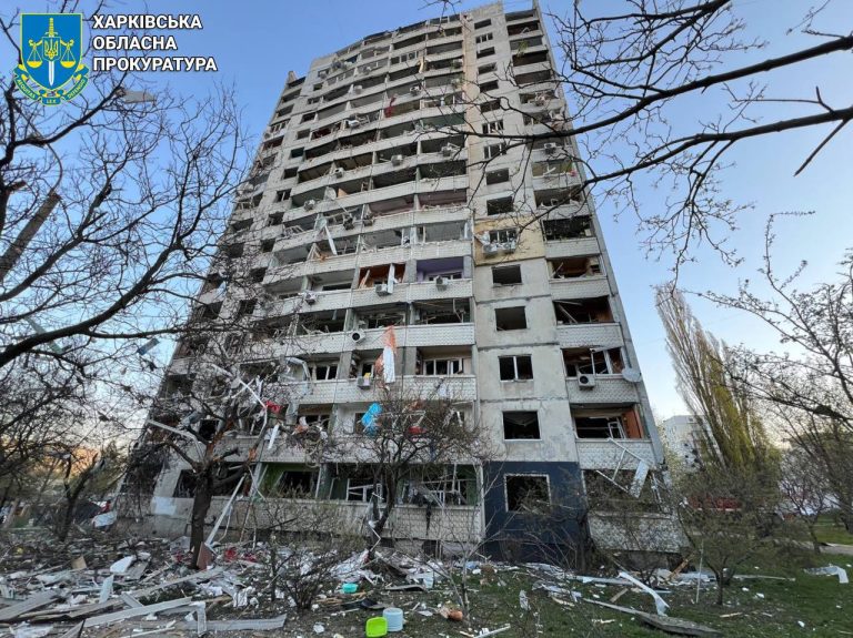 Больше 3000 окон вылетело в Харькове из-за ударов «Искандерами» (фото)