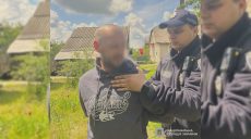 С ножом бросился на работника и «обчистил» кассу: инцидент в Люботине