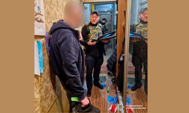 Угрожал жене мифической гранатой: в Харькове полиция прекратила конфликт