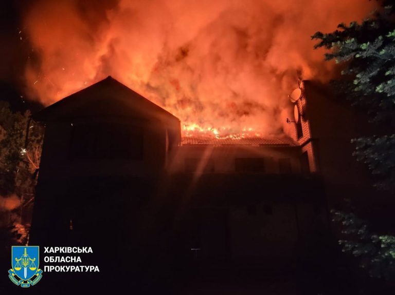 Уже 51 пострадавший в результате ударов по Харькову. Пожары потушили (фото)