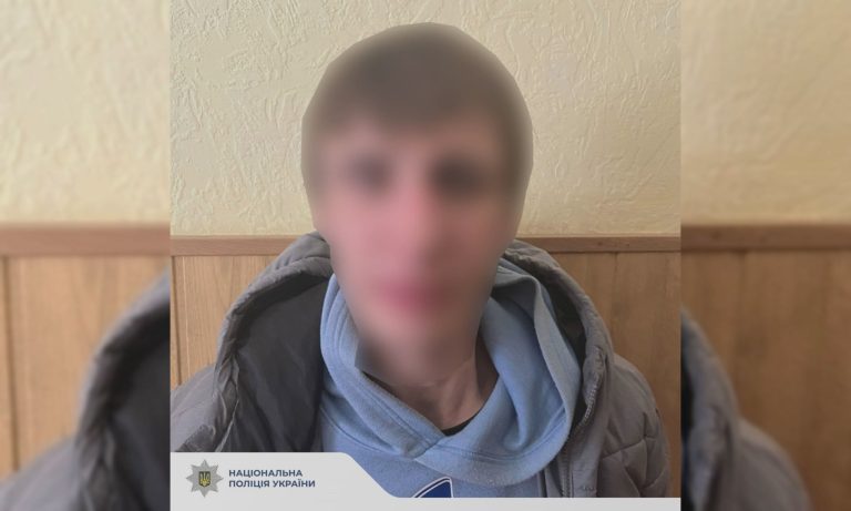 У Харкові жінка віддала годинник Apple “в оренду” незнайомцю в супермаркеті
