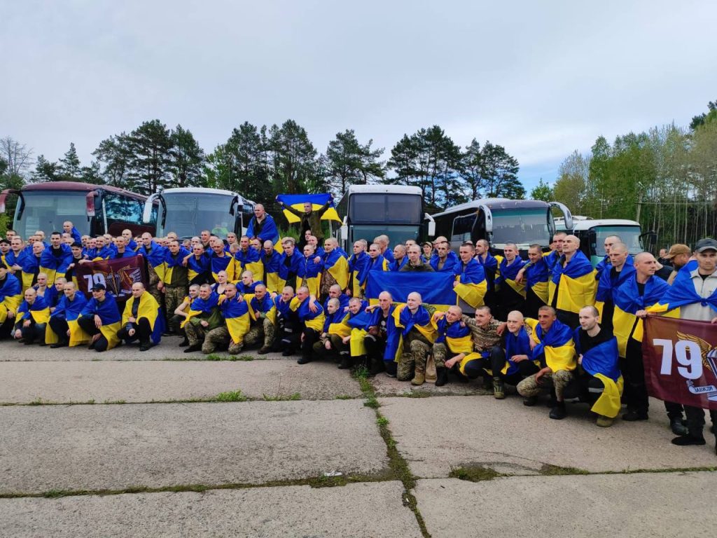 Семеро захисників Харківщини повернулися з російського полону
