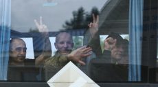 Творить диверсии, регистрировать Starlink: как РФ манипулирет родными пленных