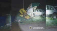 Подвыпивший водитель влетел в мусорные баки в комендантский час на Харьковщине