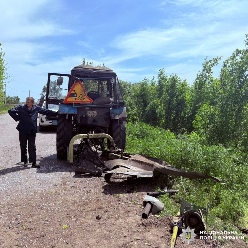 Тракторист подорвался на мине в Балаклее, у мужчины – контузия