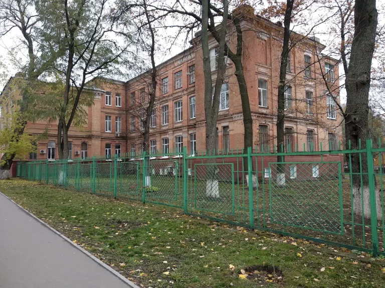 Краска по 7500 грн за литр: смета на ремонт больницы в Харькове удивила ХАЦ