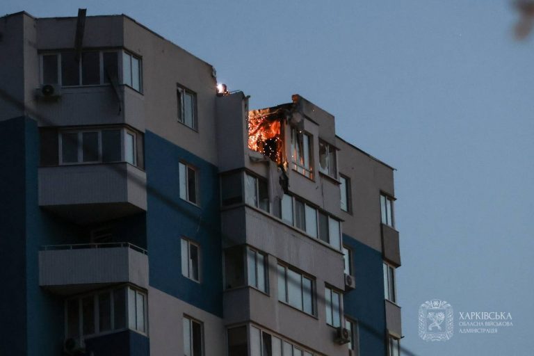 Ночные взрывы в Харькове: пострадали 17 людей, среди них беременная и дети