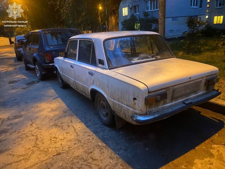 Протаранил два авто и уехал: ночное ДТП в Харькове