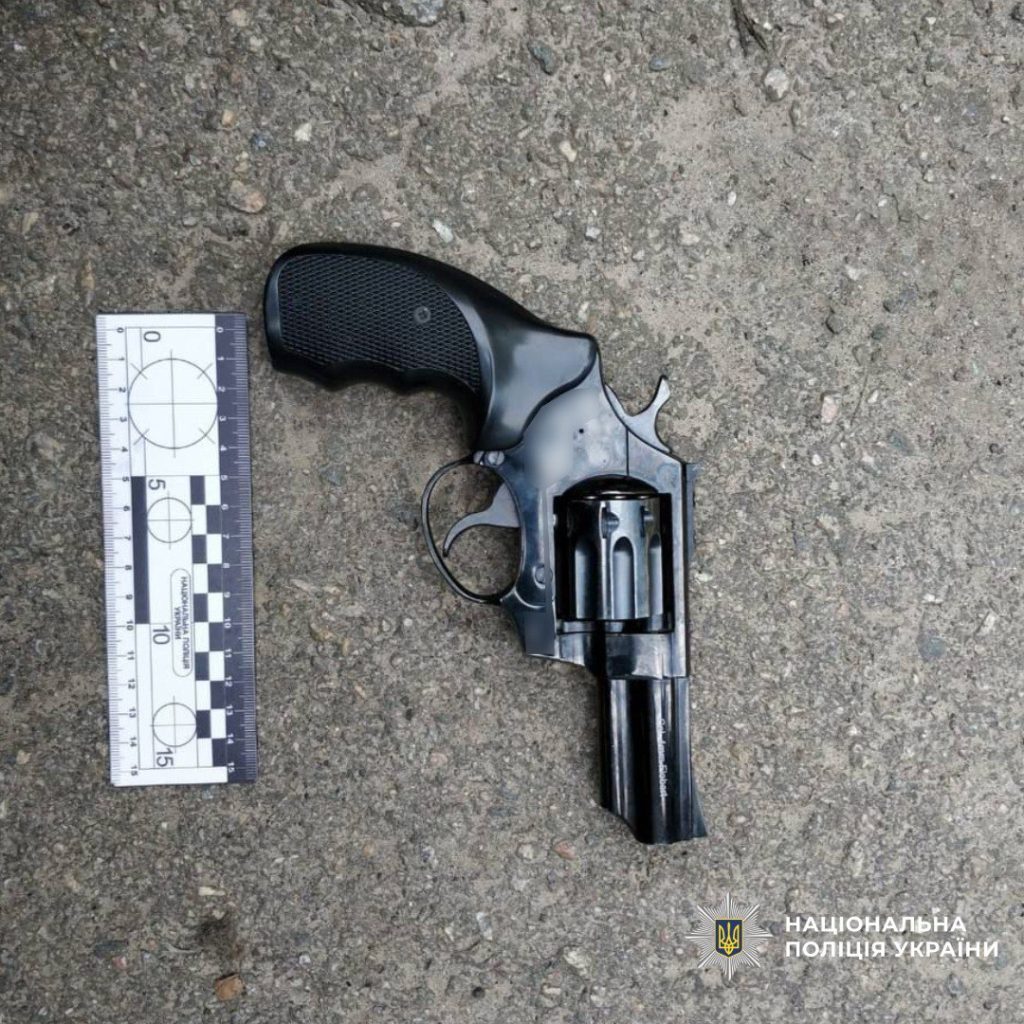 выстрелил в отчима в Харькове
