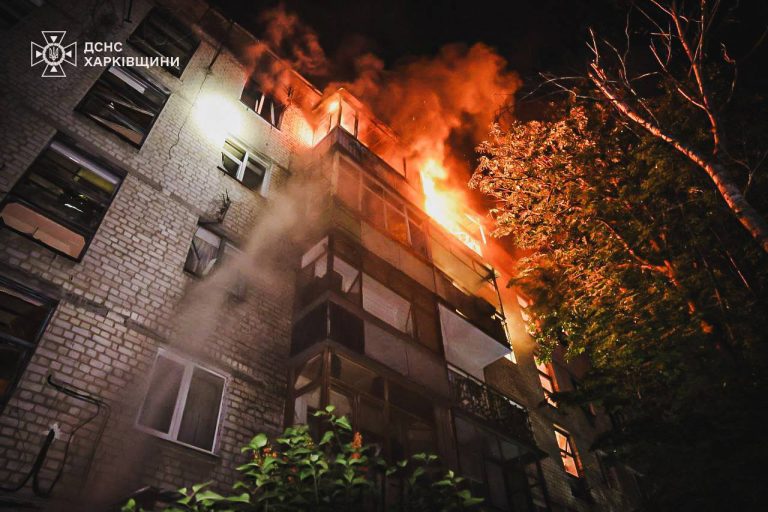 Жертв ночной атаки на Харьков уже четыре: жена скончалась вслед за мужем