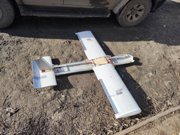 БпЛА «Молния-2» нашел у себя на огороде мужчина в Харькове