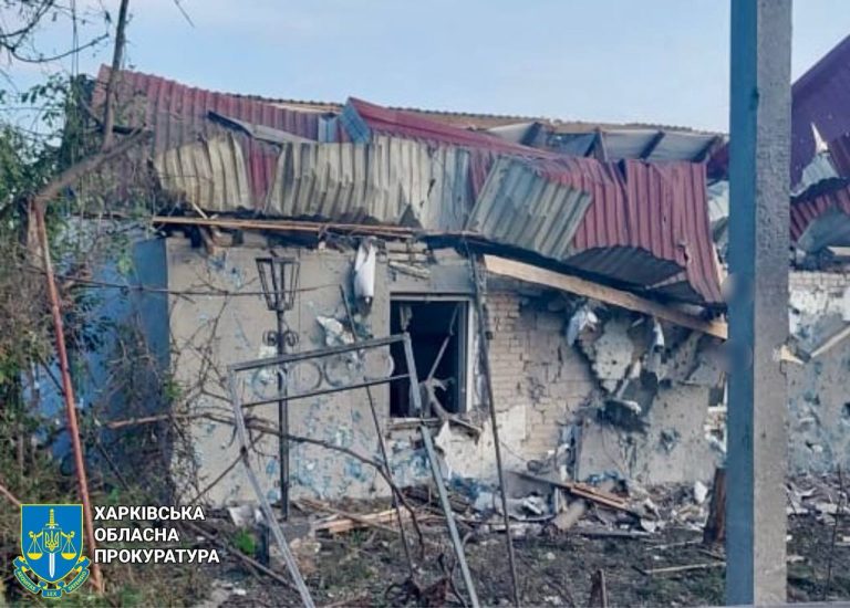 Раненый и один человек под завалами из-за ударов КАБ по Харьковщине