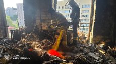 «Вверх не смотрите» — как доставали женщину из-под завалов в Харькове (видео)