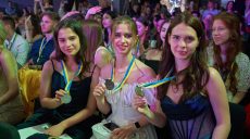 Выпускные вечера стартовали в Харькове (фото)