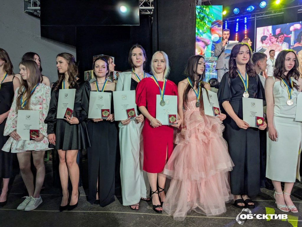 Выпускники в Харькове