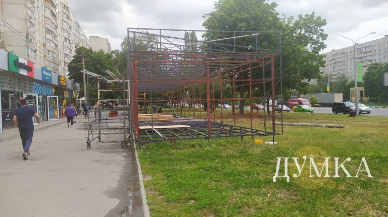 В Харькове на месте зеленой зоны возводят МАФы: готовят жалобу Терехову — СМИ