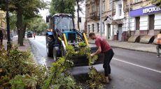 Повреждены 17 зданий, вылетели 260 окон: мэрия о результатах удара по Харькову