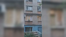 Выбиты более полусотни окон: коммунальщики устраняют последствия ударов