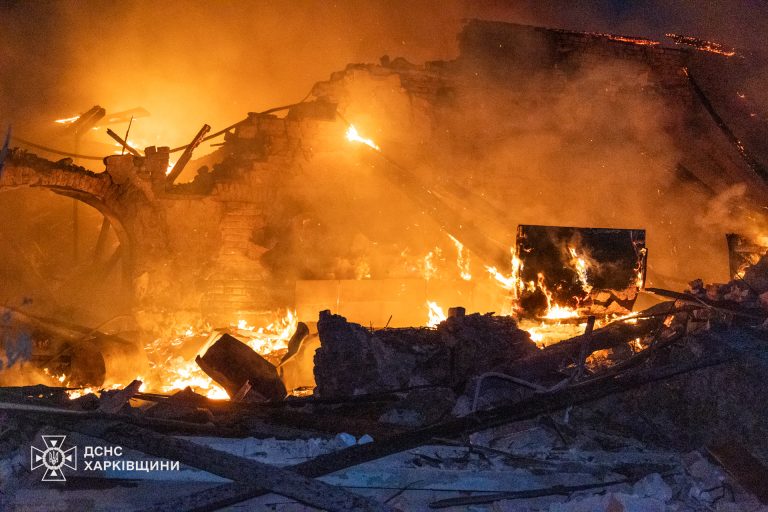 Ночью пожары из-за ударов были не только в Новобаварском районе – ГСЧС 📷 📹