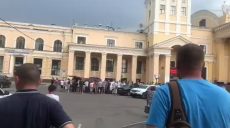 Конфликт с ТЦК на вокзале Харькова: заявили об агрессивно настроеных гражданах
