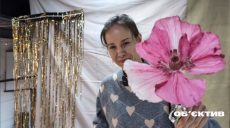 Как настоящие: мастерица в Харькове создает цветы из бумаги (видео)