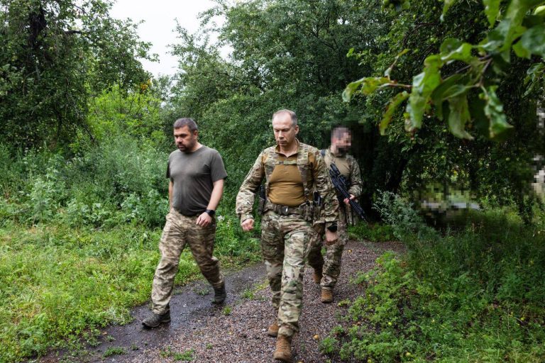 Сырский на Харьковщине: «Есть угроза новых наступательных действий»