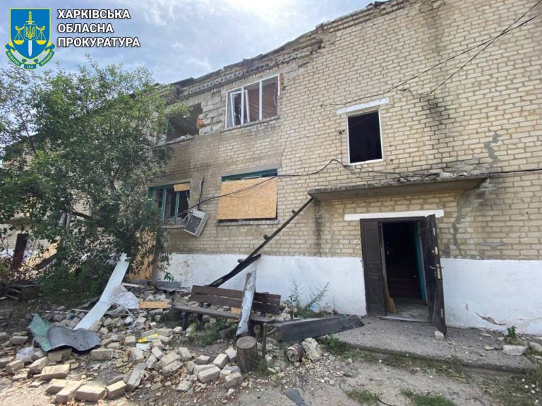 Шестеро человек пострадали из-за утренних авиаударов по Харьковщине (фото)