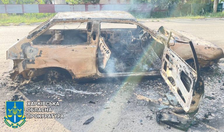FPV-дрон ударив по машині на Харківщині: двоє постраждалих