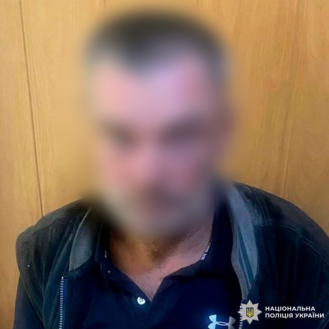 підозрюваний у крадіжці із супермаркету