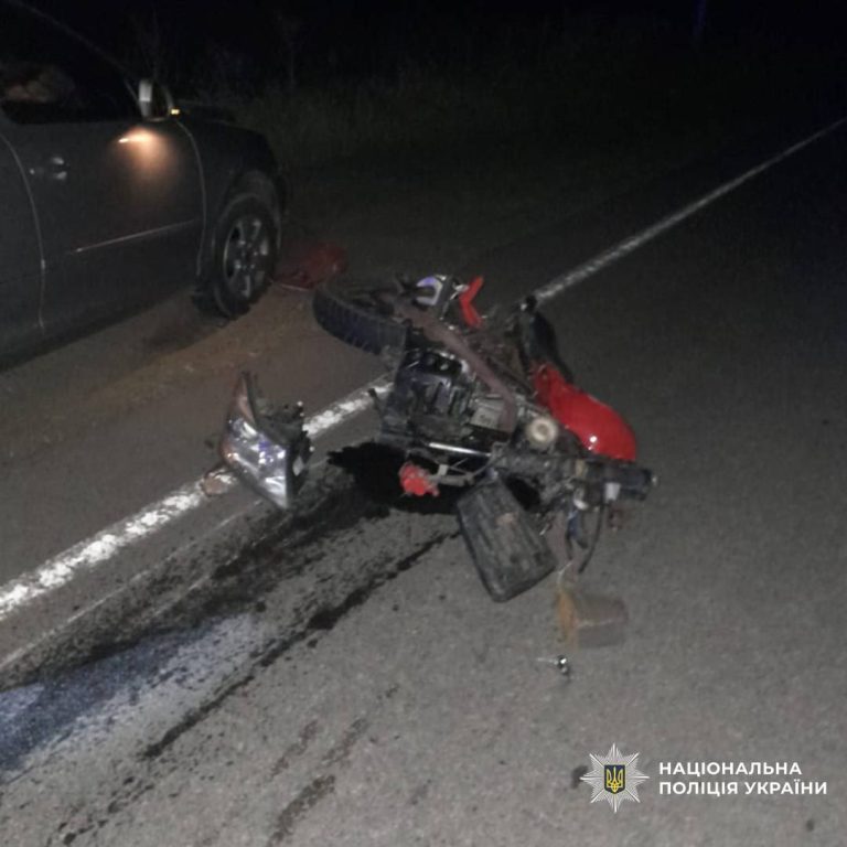 Трое подростков попали в больницу после ДТП в Богодухове (фото)