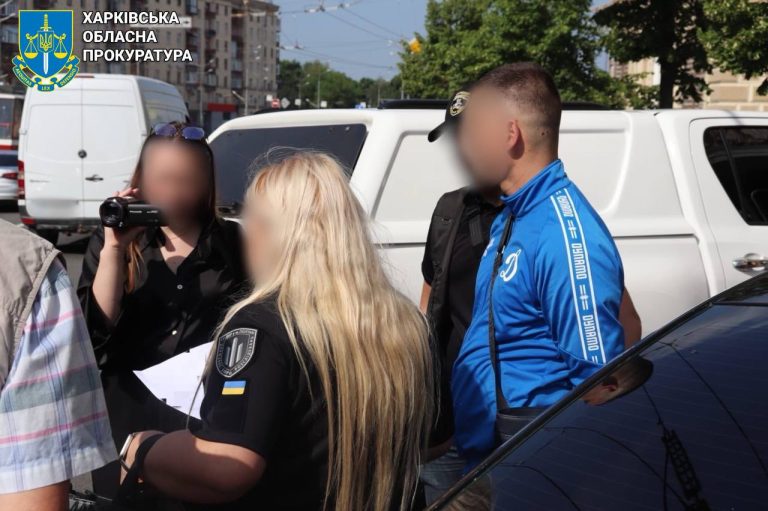 Двое уже экс-копов хотели подставить коллегу в Харькове – прокуратура, детали