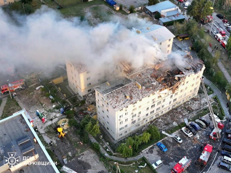 За добу в регіоні вирували 46 пожеж, десять із них почалися після ударів