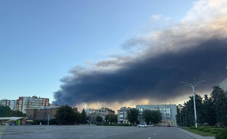 Атака на Кременчуг: куда целили россияне, мэр предупредил об опасности (фото)