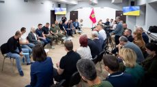 Зеленский в Харькове сделал заявление о бронировании для прифронтового бизнеса