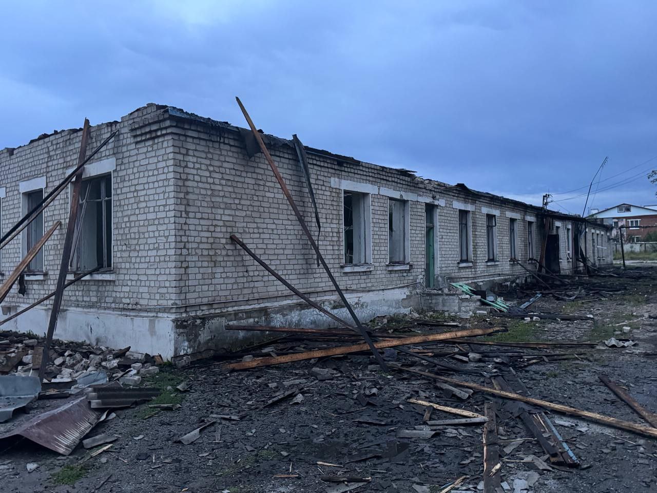 “Прильоти” по лікарні в Золочеві: Коваленко повідомив, що горіло (відео)