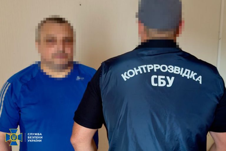 Чекали на окупацію та вихваляли росіян: чоловіків піймали на Харківщині – СБУ