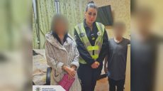 П’яний чоловік погрожував розправою малолітньому пасинку: розбиралися копи