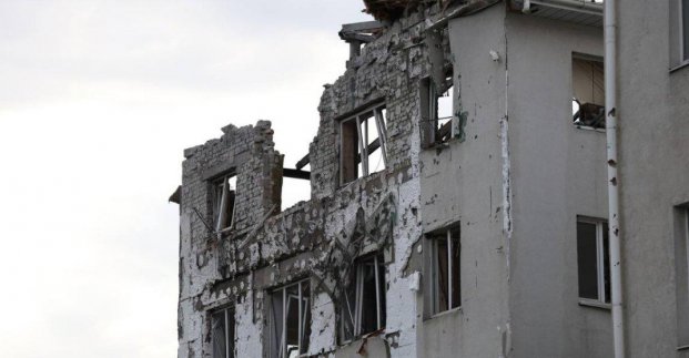 Обстрелянный дом в Индустриальном районе снесут – что делать людям