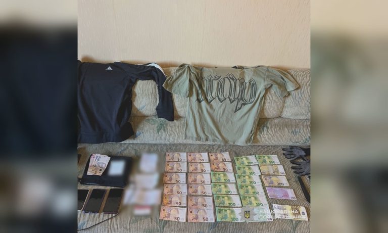 В Дергачах ограбили дом: родственники-фигуранты «засветились» на камере (фото)
