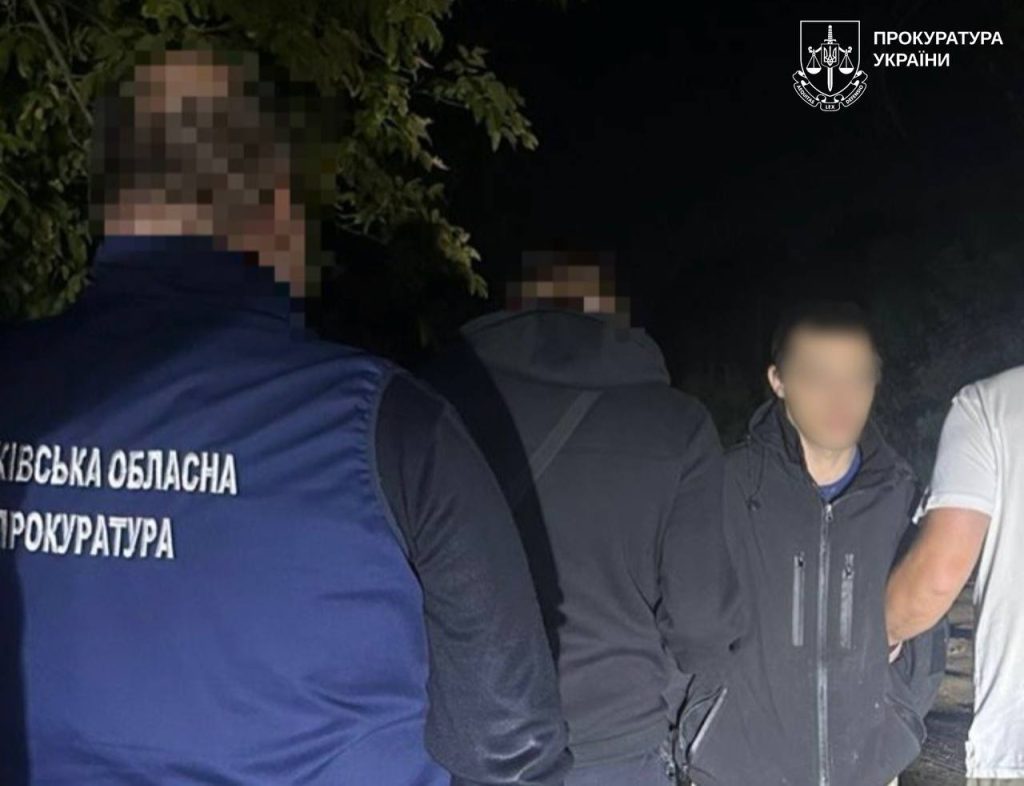 Обіцяв відстрочку за $3000: 25-річного ділка у Харкові затримали – прокуратура
