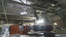 Як виглядає мебельний магазин у Харкові після атаки БпЛА (фото)