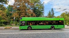Через обстріли в Харкові по-новому їздять трамваї та тролейбуси