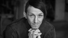 Вбитому письменнику Вакуленку присвоїли «Героя», розслідування завершили