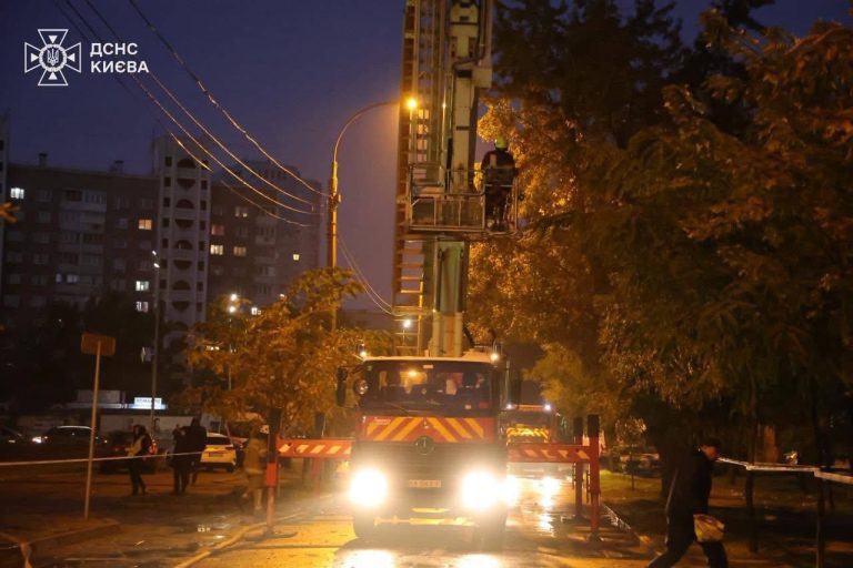 Вибухи в Києві, Запоріжжі, на Полтавщині сьогодні: є загиблі та блекаути