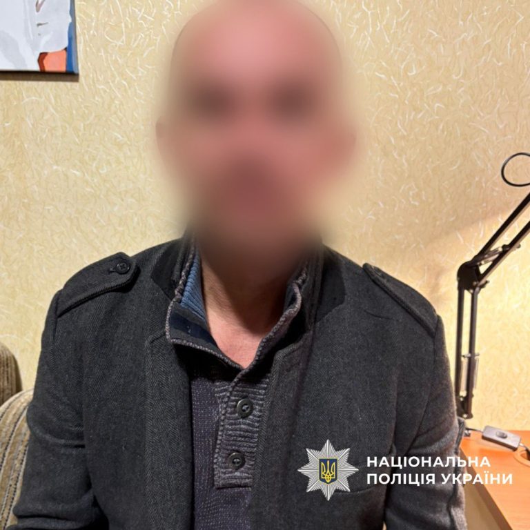 У Немишлянському районі чоловік ледь не вбив ножем знайомого