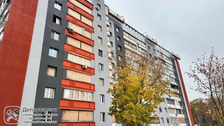 На каком этапе восстановление пострадавшего дома на Северной Салтовке (фото)